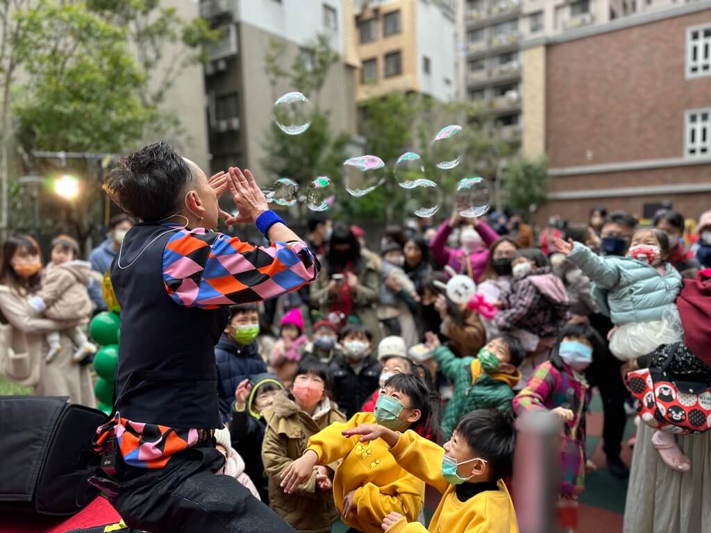 2022-12-18 泡泡秀表演